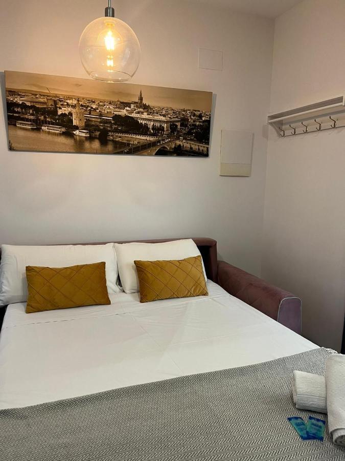 Deluxe Artemisa Sevilla Buitenkant foto