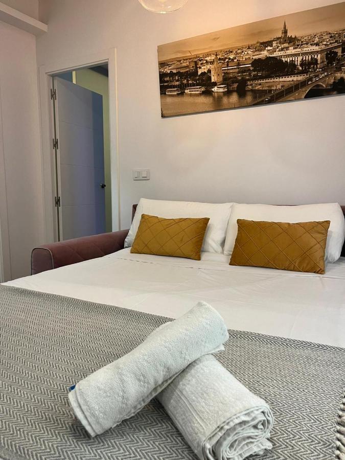 Deluxe Artemisa Sevilla Buitenkant foto
