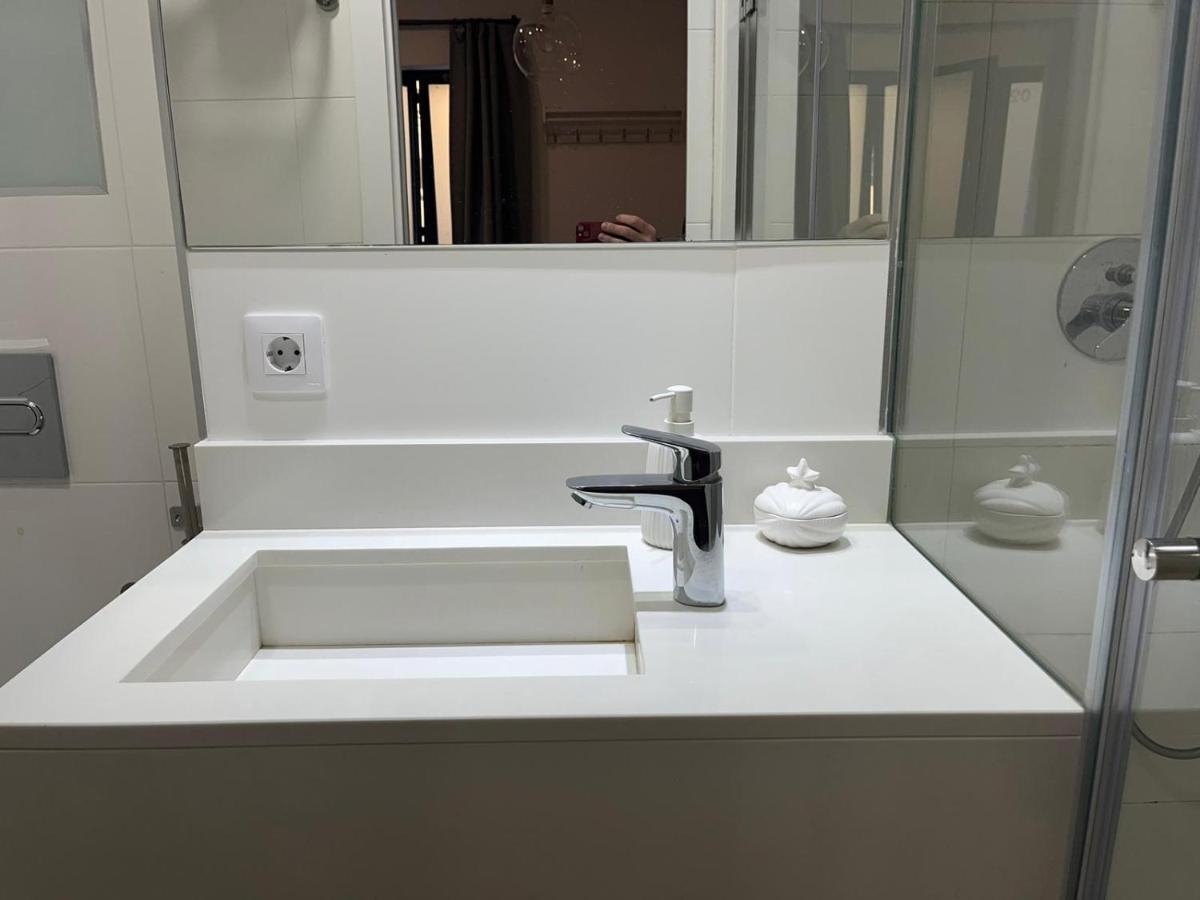 Deluxe Artemisa Sevilla Buitenkant foto