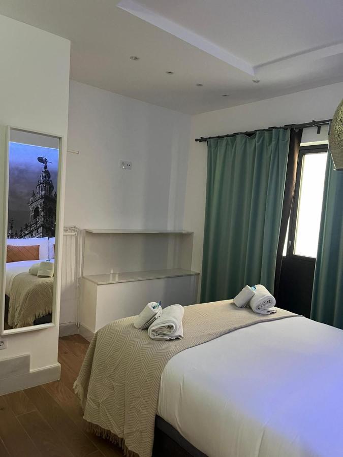 Deluxe Artemisa Sevilla Buitenkant foto