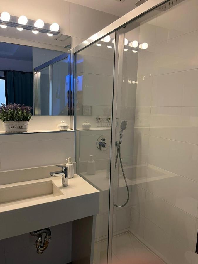Deluxe Artemisa Sevilla Buitenkant foto